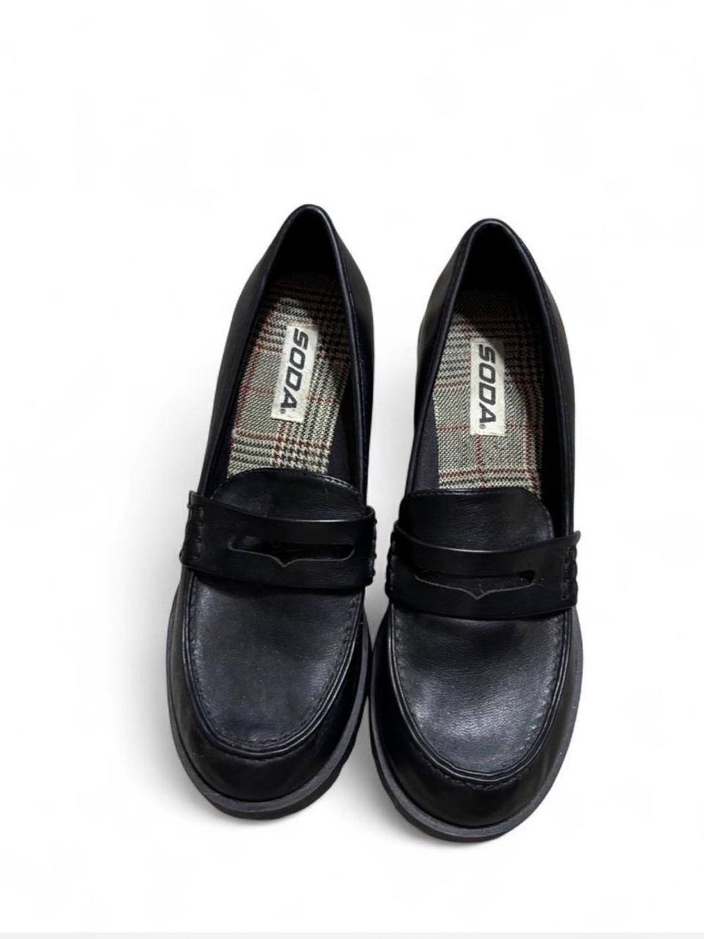 9 Black leather loafers with chunky heel #chunky #heels